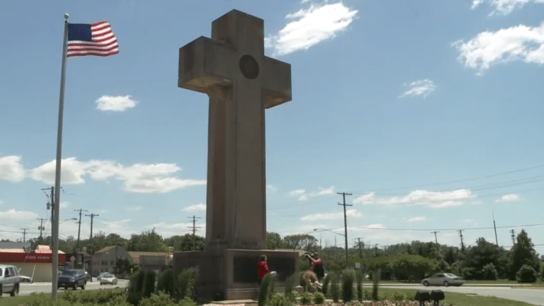 SCOTUS: Huge Cross On Public Land Doesn't Violate Separation Of Church And State